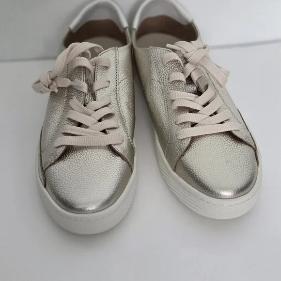 Soludos Ibiza Classic Leather Sneaker Platinum, Women's Sizes 10 New Without Box - Picture 4 of 16